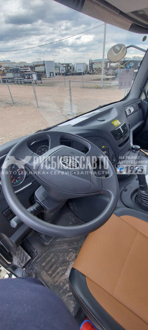 Купить АЦ пищевая FAW-3250 (6х4, шасси 4300)   (12,6 м3, 3 отс, насос НЦС-50-7,1-20 в подогрев. отсеке) в компании Русбизнесавто - изображение 0