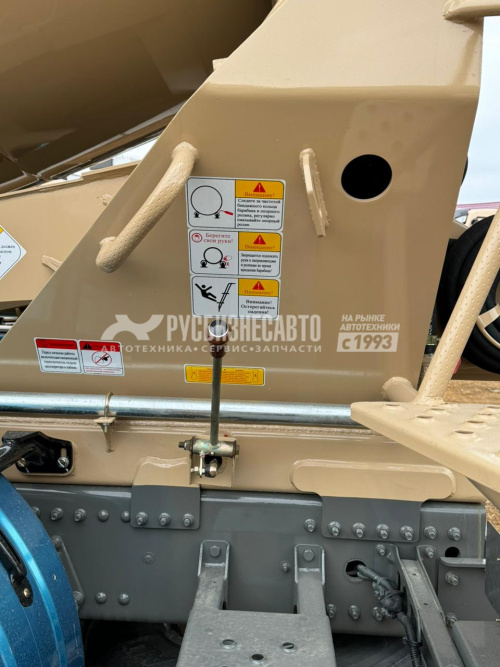 Купить Автобетоносмеситель на шасси HOWO T5G 8x4 (ZZ5317GJBV366GE1) 14м3_КБ3600мм в компании Русбизнесавто - изображение 4