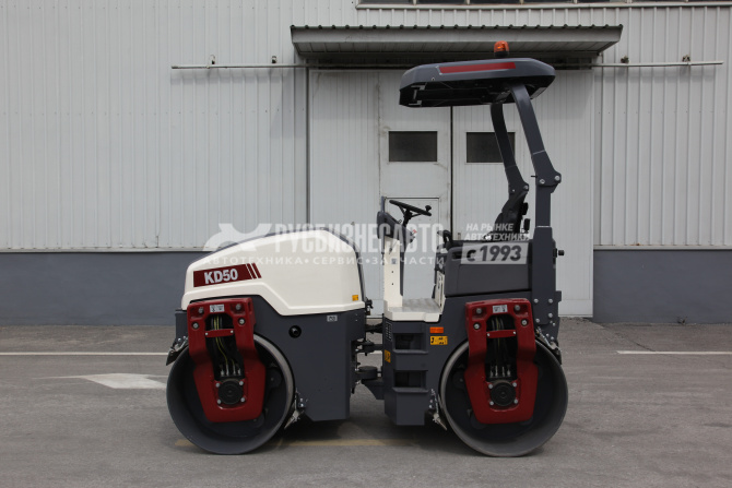 Купить Каток двухвальцовый BULL KD50 (Dynapac CC1400 VI) в компании Русбизнесавто - изображение 3