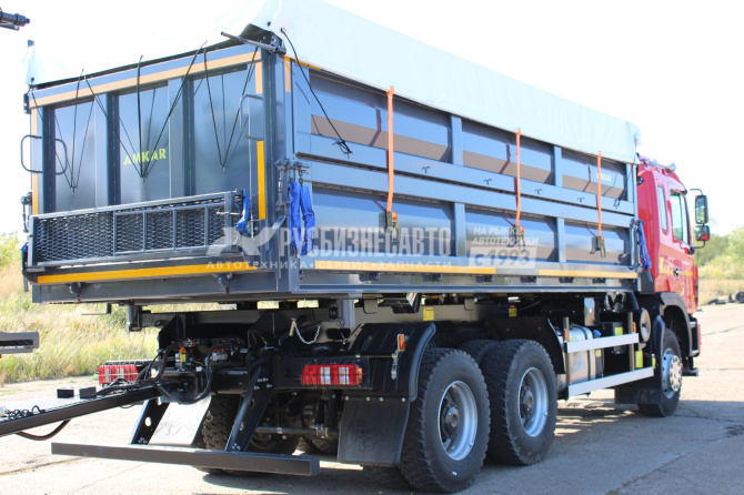 Купить JAC N350 Автомастер 658984-41 самосвал сельхозник 3-х сторонний 25м3, 6х4 в компании Русбизнесавто - изображение 3