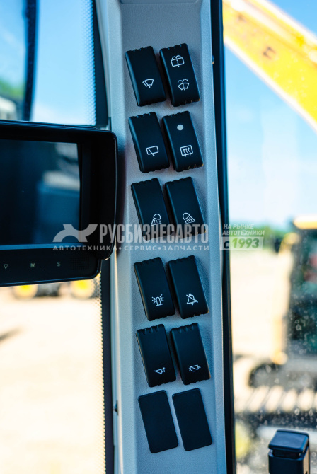 Купить Погрузчик фронтальный LGCE L958H (ковш 3,5 м стандартный, мокрые мосты, доп. линия) в компании Русбизнесавто - изображение 11