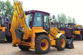 Экскаватор-погрузчик ЧЕТРА СИТИ 3С