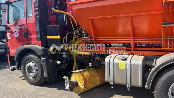 Купить МДК-HOWO (Аналог КО-823) (КДМ) на базе шасси HOWO 6*4 с отбором мощности от ДВС в компании Русбизнесавто - изображение 1