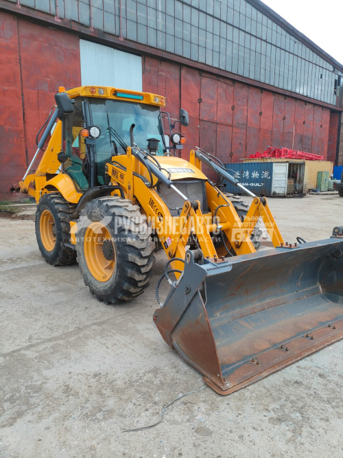 Купить Экскаватор-погрузчик BULL 4SX-PLUS б/у (2023 г.в., 218 м/ч)(1564) в компании Русбизнесавто - изображение 0