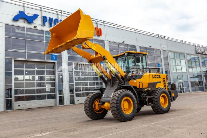 Купить Погрузчик фронтальный LGCE LG933L (ковш 1,8 м стандартный) в компании Русбизнесавто - изображение 1