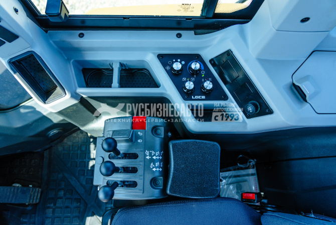 Купить Погрузчик фронтальный LGCE L958H (ковш 3,5 м стандартный, мокрые мосты, доп. линия) в компании Русбизнесавто - изображение 10