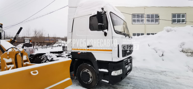 Купить Тягач 6х4 МАЗ-643028-520-012 б/у (2018 г., 409 115 км.) в компании Русбизнесавто - изображение 0