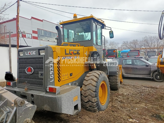 Купить Погрузчик фронтальный LGCE LG933L челюстной ковш б/у (2023 г., 55 м.ч.)(0623) в компании Русбизнесавто - изображение 2